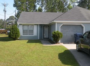 101 Village Ct, Havelock, NC 28532