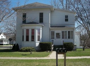 212 E State St APT 1, East Tawas, MI 48730
