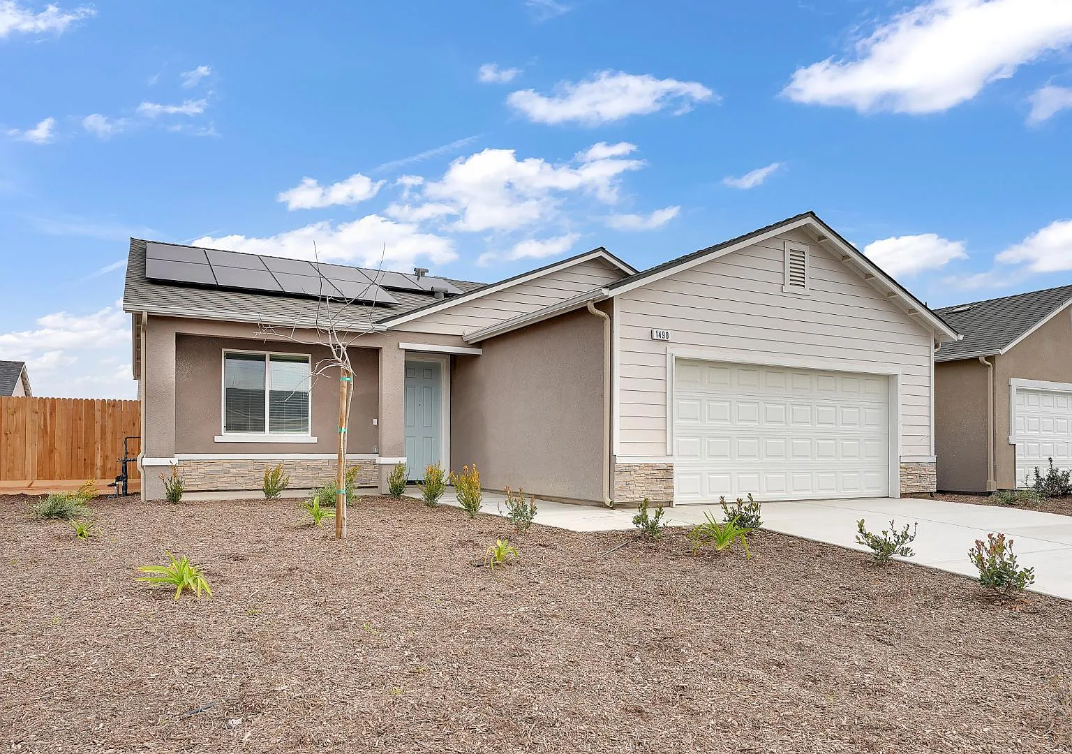 2325 Wagon Wheel Ave — Photo 2