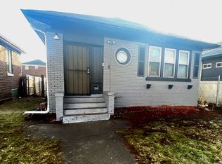 355 Arthur St, Gary, IN 46404