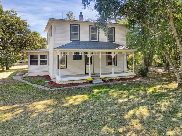 3797 Sullivan Wood Trl NW, Isanti, MN 55040