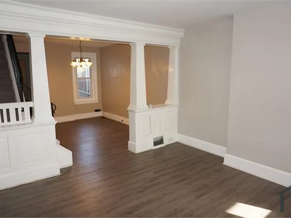 221 E Wood St, Norristown, PA 19401