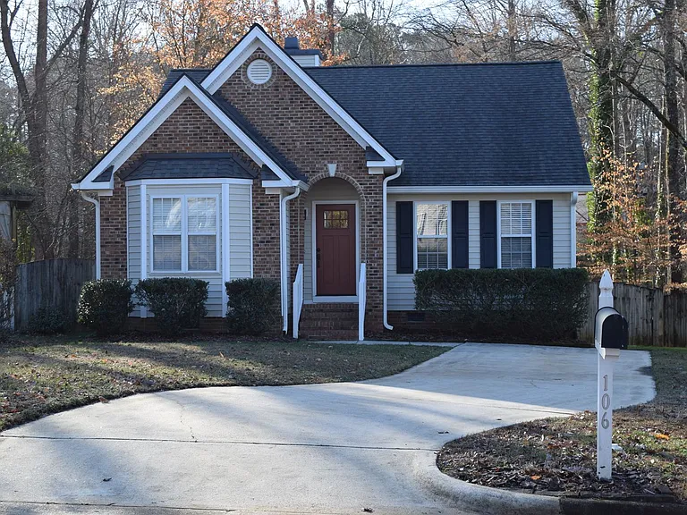 106 Trailing Fig Ct — Photo 1