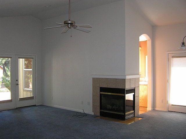 2nd image of 138 Cottonwood Dr