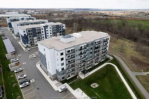 3290 Stella Cres #603 Photo 1