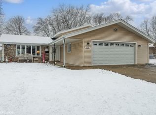 520 Bahama Ln, Schaumburg, IL 60193