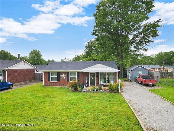 3rd image of 10806 Jacqueline Way