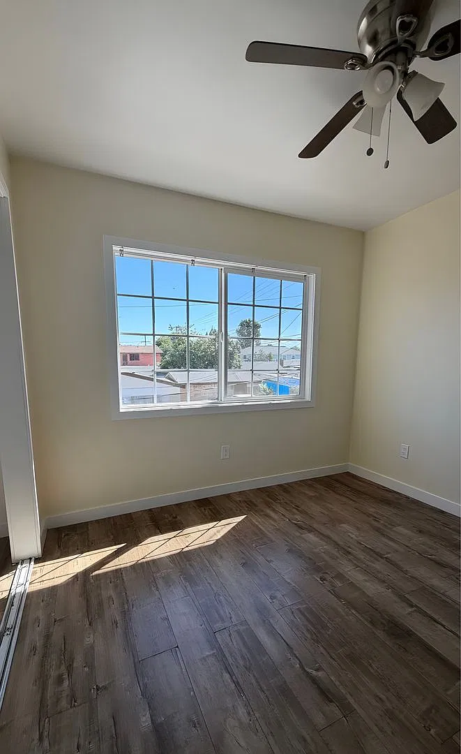 3920 E Alondra Blvd — Photo 4