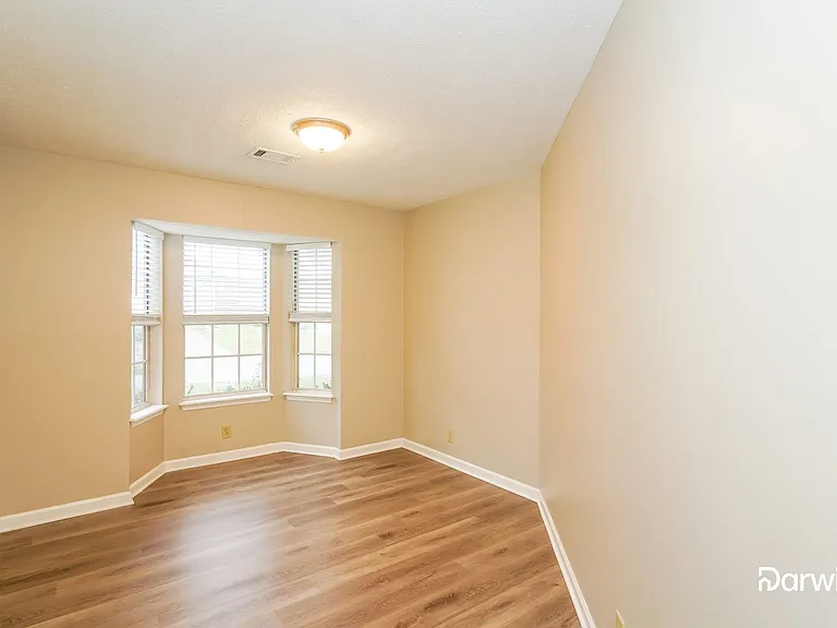 605 N Stonegate Dr — Photo 11