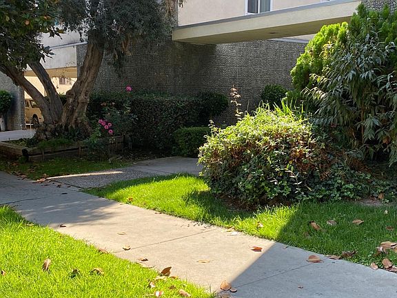 2nd image of 1835 S Bentley Ave APT 16