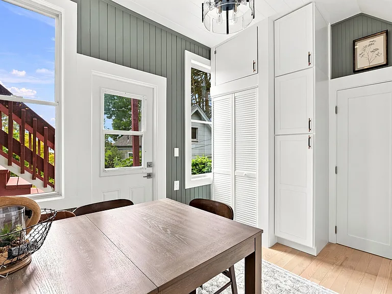 259 Chenery St — Photo 4
