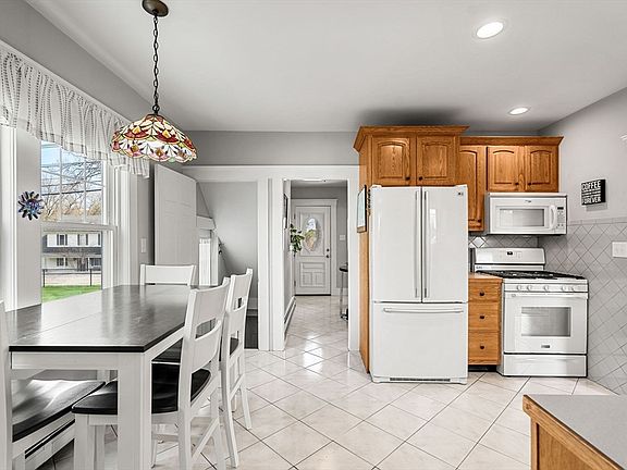 5th image of 134 Dalton Rd