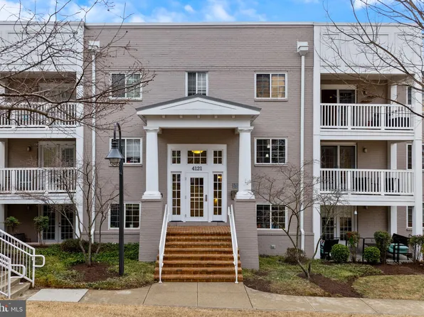 4121 S Four Mile Run Dr Unit 103, Arlington, VA 22204