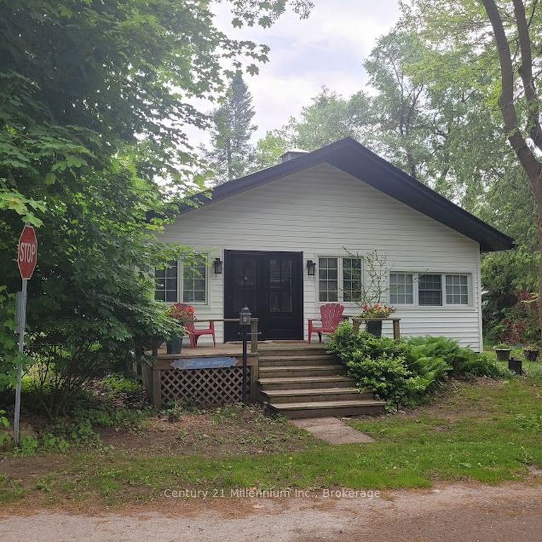 19 Hastings Ave, Tiny, ON, Tiny