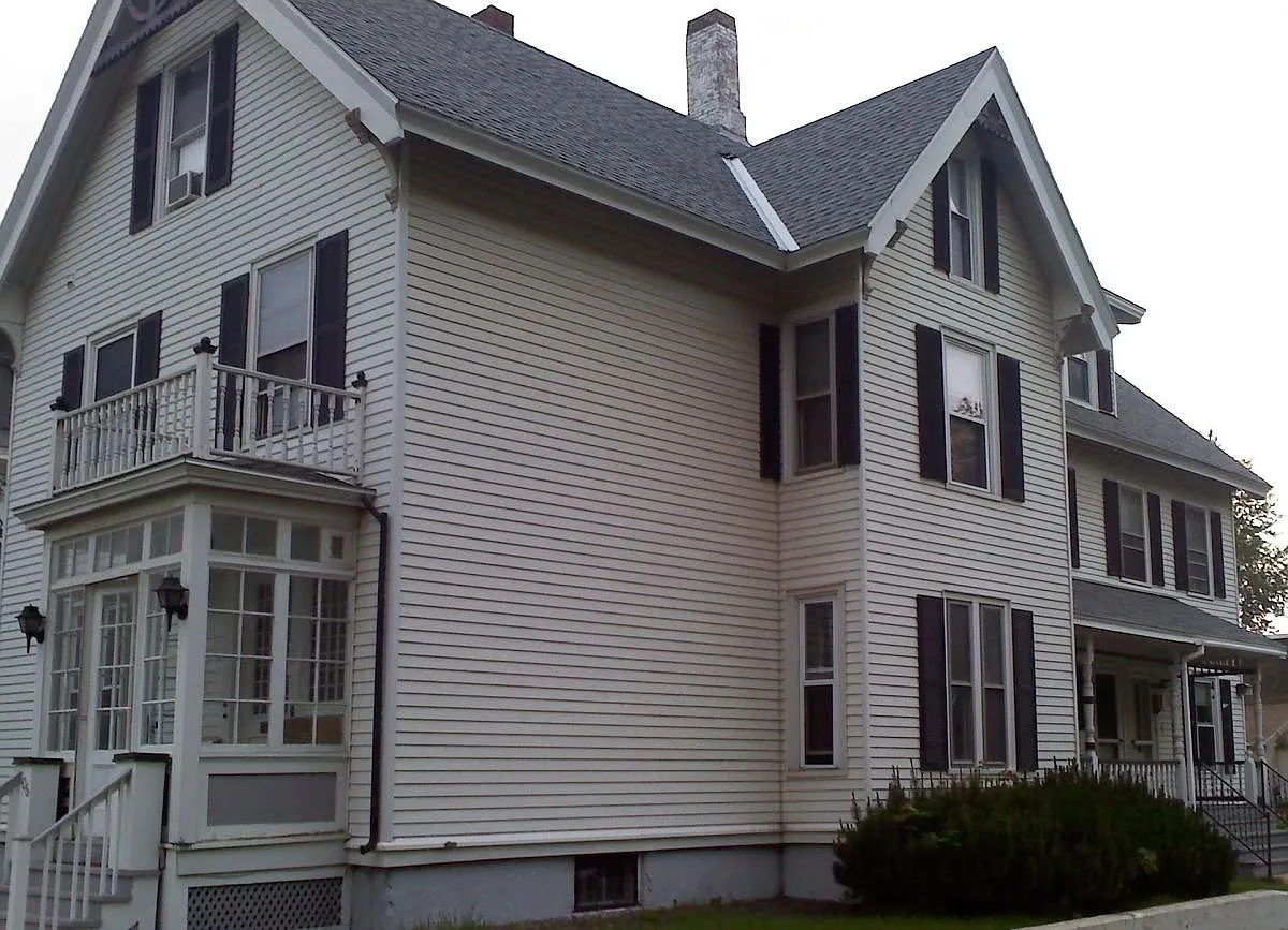 1 bed, $1,050 — Photo 1