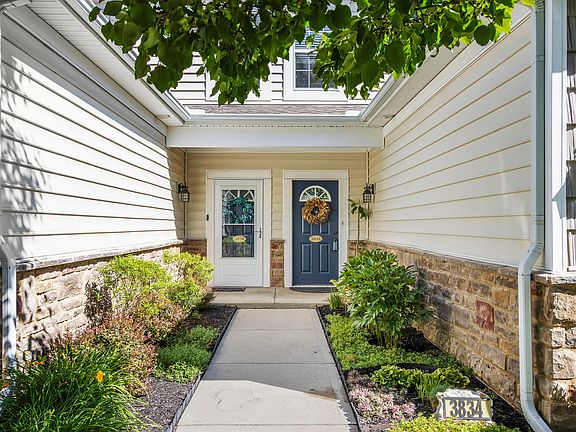 4th image of 3834 Rennes Dr