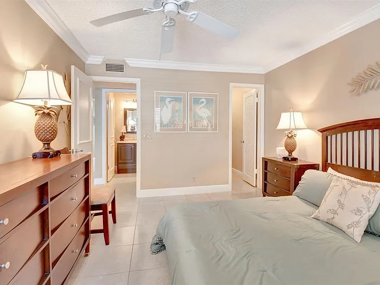 595 Normandy Ln #M — Photo 5