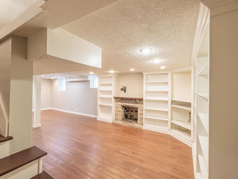 713 Cooper Dr — Photo 21