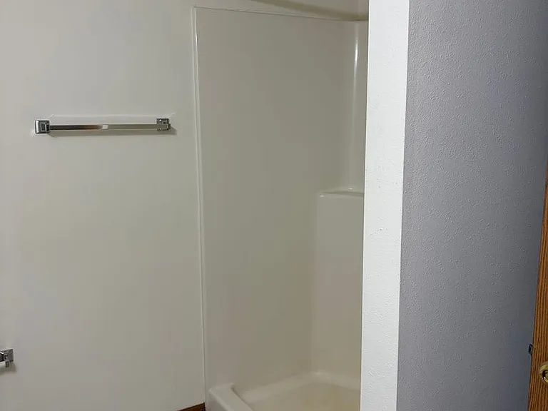 W1087 Lewis Ln — Photo 10
