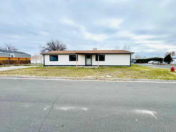 3060 Thrush Dr, Grand Junction, CO 81504