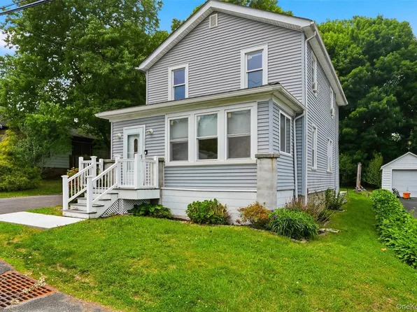 18 Saint Joseph Place, New Windsor, NY 12553