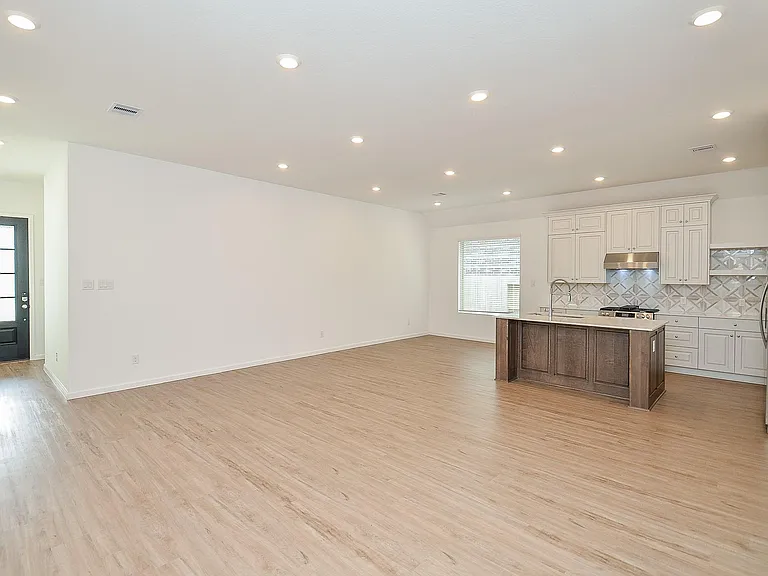 4951 Sand Clouds Dr — Photo 10