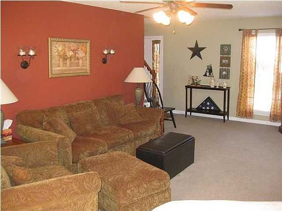 5th image of 7040 Buttercup Ln