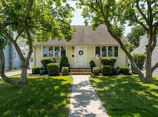 24 E Summit Ave, Sewaren, NJ