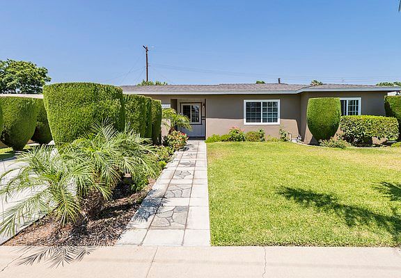 2nd image of 1533 W Saint Andrew Pl