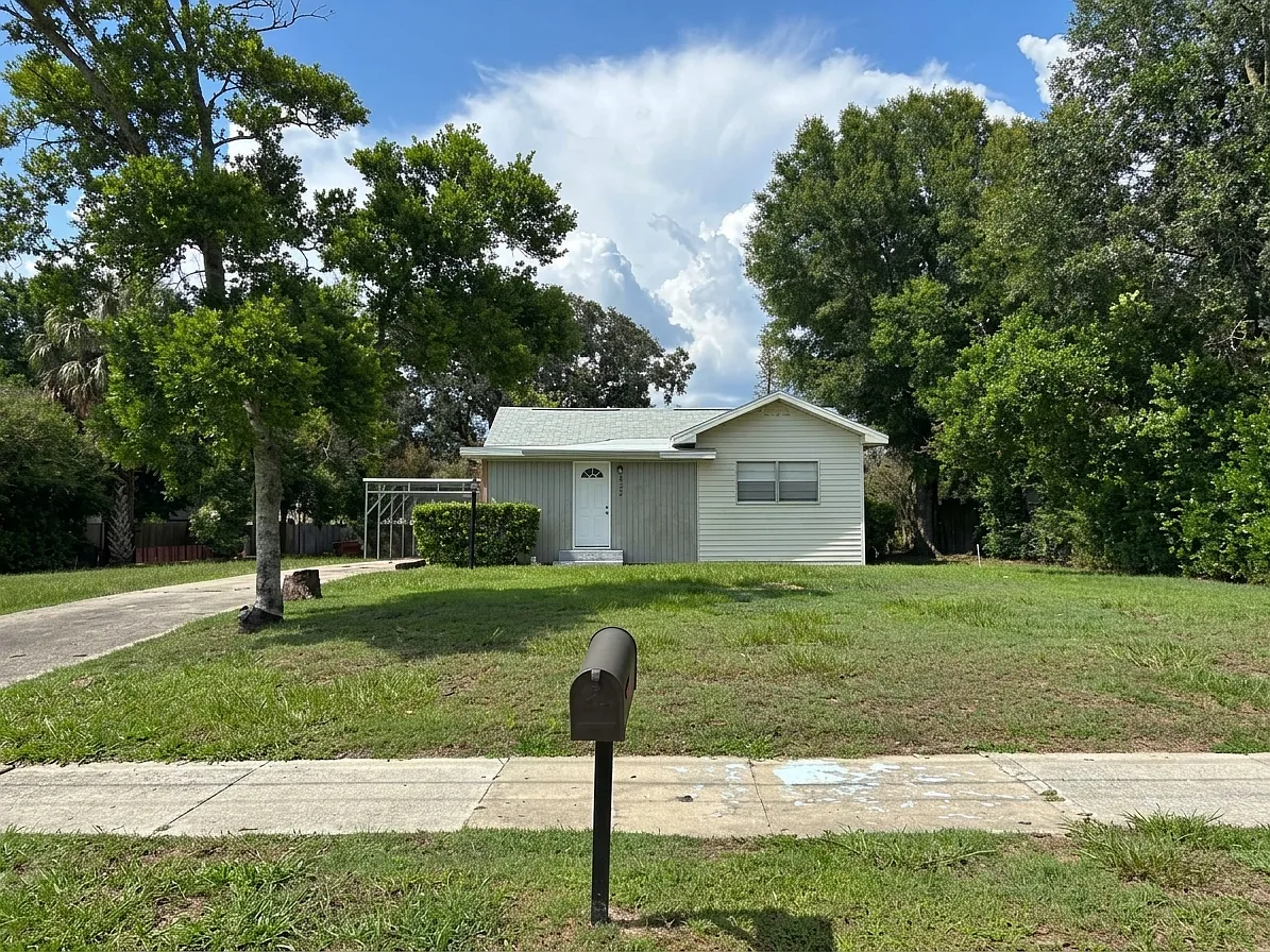 3 bed, 1568 sqft, $1,850 — Photo 2