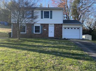 3940 Oak Ridge Dr, Winston Salem, NC 27105