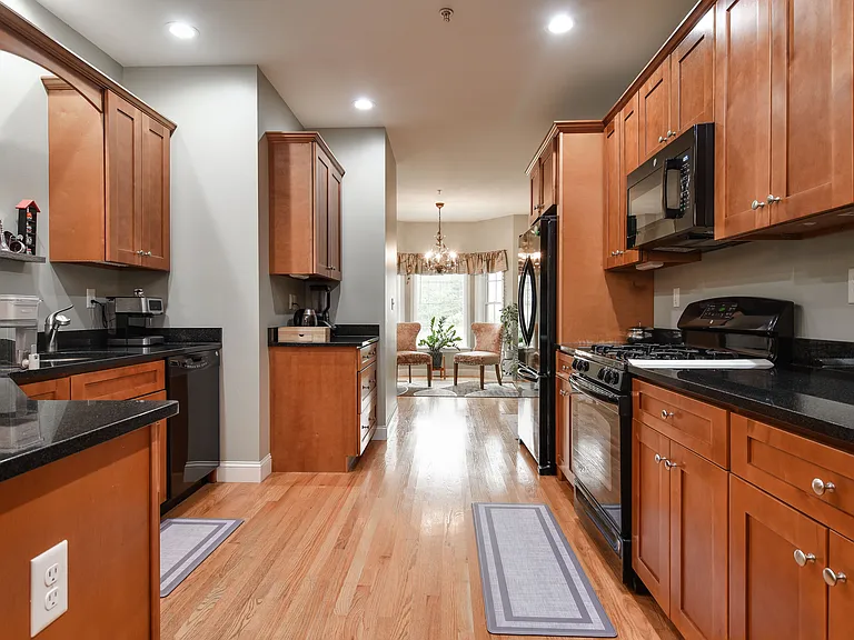 41 Garett Way #41 — Photo 13