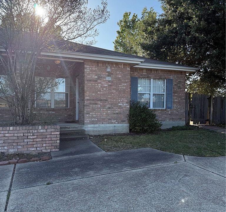 1st image of 2402 Brittain Ct