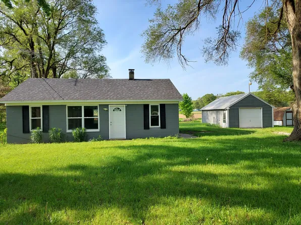 28093 66th Ave, Lawton, MI 49065