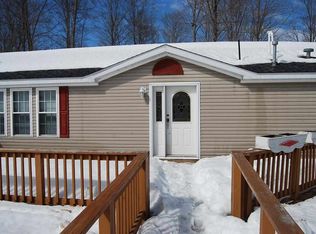 953 W East Edge Rd, Germfask, MI 49836