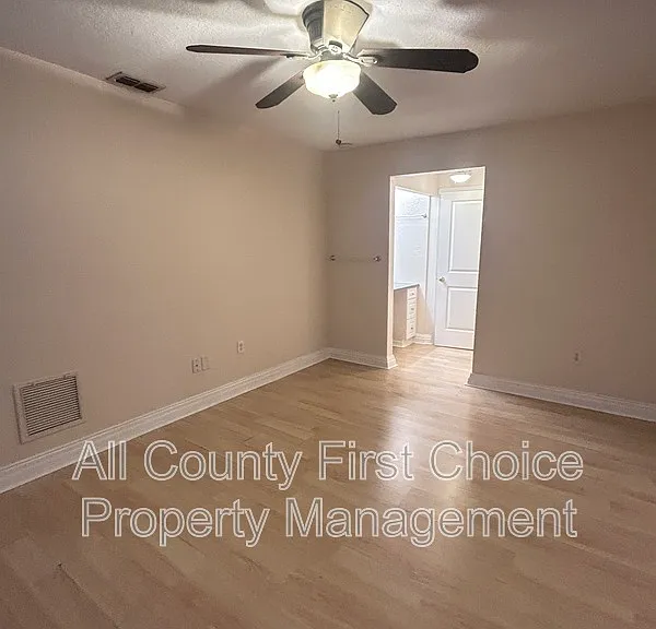 313 Bay Pl — Photo 18