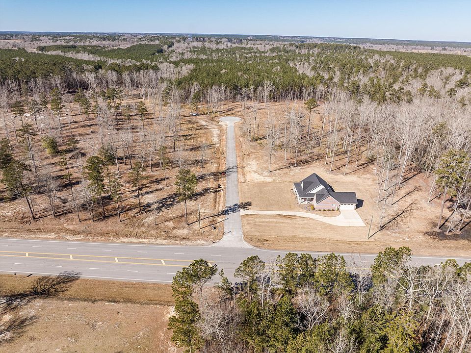 2nd image of 111 Alcovy Road