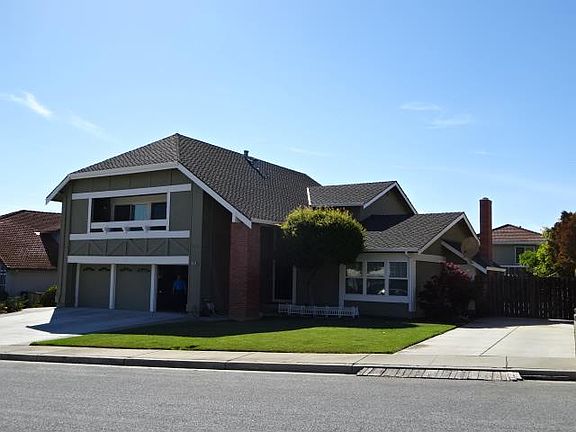 3rd image of 3265 Ravenswood Way