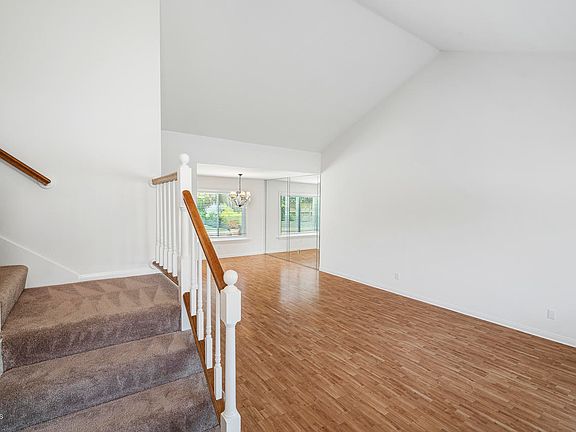 4th image of 6905 Pala Mesa Dr