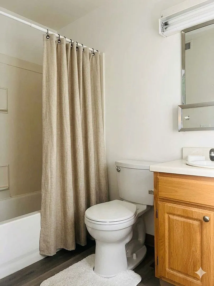 Charming 2BR Townhome in Renovo — Photo 3