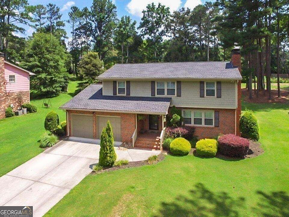 1st image of 647 Shannon Green Cir SW