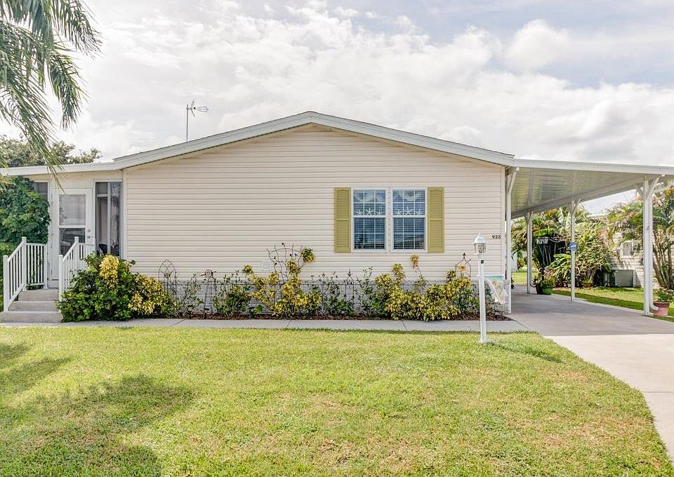 1st image of 928 Wren Cir