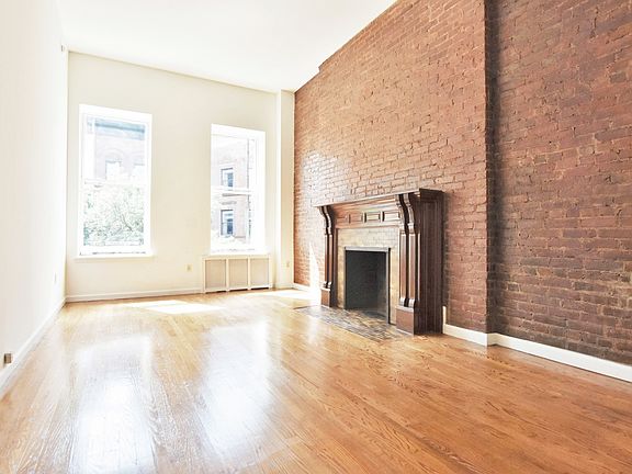 2nd image of 59 W 69th St APT 4F