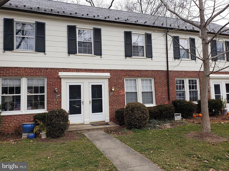 1st image of 2701 16th St S APT 639