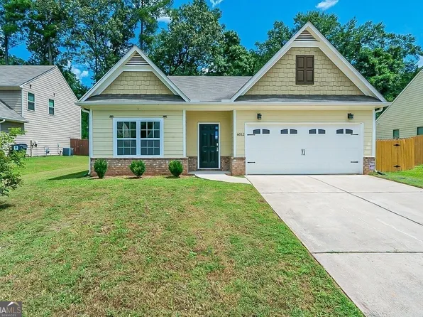 6012 Heisler St, Rex, GA 30273