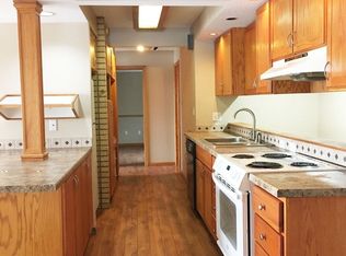 415 7th St SW #A, Minot, ND 58701