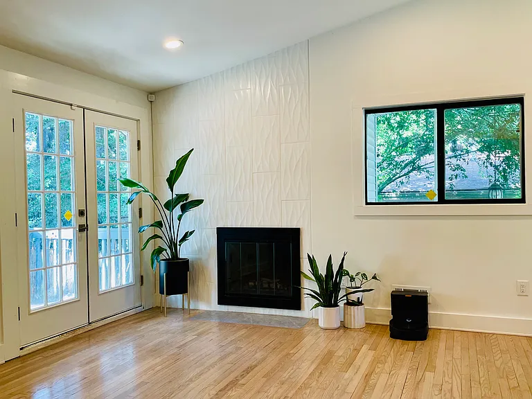 2207 Drew Valley Rd — Photo 6