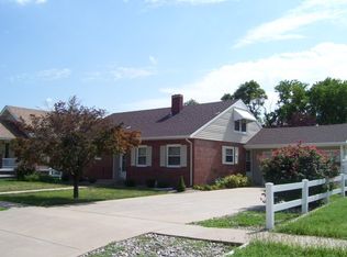 402 W 16th St, Hays, KS 67601