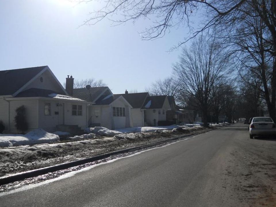 2nd image of 425 Reber Ave