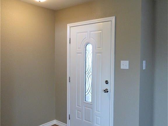 3rd image of 5509 Schorn Dr